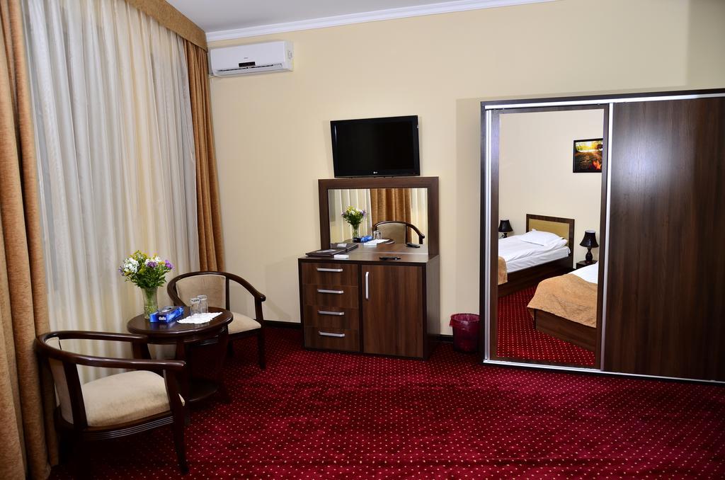 Hotel Diyora سمرقند المظهر الخارجي الصورة